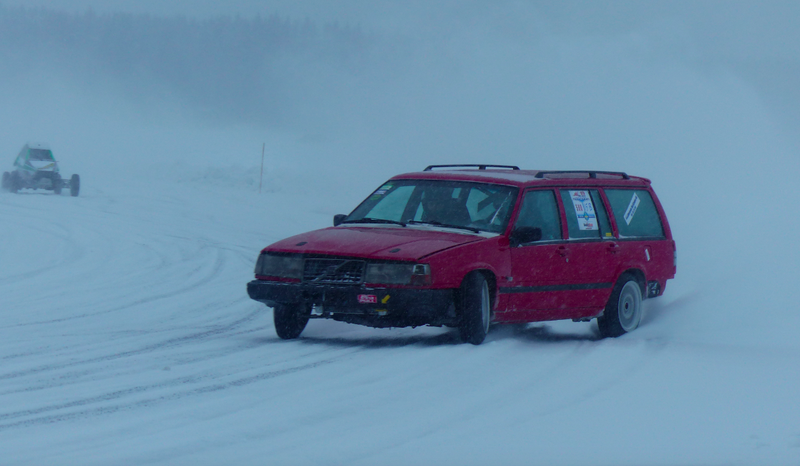 Illustration for article titled Sweden's 'Speed Weekend On Ice' Is Where Sanity Goes To Die And Axles Go To Break